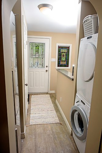 JESSE BOILY  / WINNIPEG FREE PRESS
The kitchen of 694 Banning street a west end home for sale on Monday. Monday, June 22, 2020.
Reporter: Todd