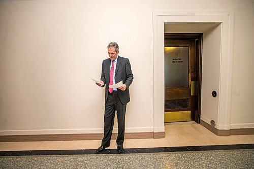 MIKAELA MACKENZIE / WINNIPEG FREE PRESS

Premier Brian Pallister speaks to the media in a live-streamed media conference at the Manitoba Legislative Building in Winnipeg on Tuesday, June 23, 2020. For Larry Kusch story.
Winnipeg Free Press 2020.