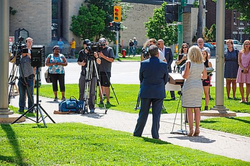 MIKE DEAL / WINNIPEG FREE PRESS
Justice Minister Cliff Cullen announces that the Manitoba government will be launching the first phase of a new single-window Family Resolution Service that they say will ensure family law services are more accessible and affordable to Manitobans, during a press conference held outside the Law Courts building on Broadway, Wednesday morning.
200624 - Wednesday, June 24, 2020.