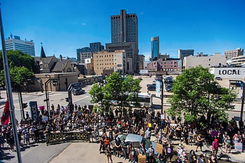 MIKAELA MACKENZIE / WINNIPEG FREE PRESS

An hour-long Black Lives Matter rally, dedicated to Machuar Madut, is held in front of the police headquarters in Winnipeg on Wednesday, June 24, 2020. This is the third of seven days of no peace. Winnipeg Free Press 2020.