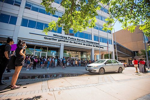 MIKAELA MACKENZIE / WINNIPEG FREE PRESS

An hour-long Black Lives Matter rally, dedicated to Machuar Madut, is held in front of the police headquarters in Winnipeg on Wednesday, June 24, 2020. This is the third of seven days of no peace. Winnipeg Free Press 2020.