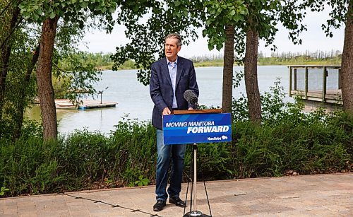 MIKE DEAL / WINNIPEG FREE PRESS
Premier Brian Pallister announces along with Liz Wilson, president and CEO of FortWhyte Alive, that the Manitoba government will be putting up over $8.5 million to support conservancy and educational activities at FortWhyte Alive, during his first public press conference since the start of the pandemic. 
200625 - Thursday, June 25, 2020.