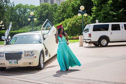 MIKAELA MACKENZIE / WINNIPEG FREE PRESS

Daniel McIntyre Collegiate Institute grad Jayden Cameron poses for professional photos taken with a limo for free at the Manitoba Legislative Building in Winnipeg on Thursday, June 25, 2020. 
Winnipeg Free Press 2020.