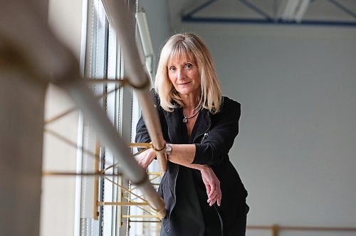 RUTH BONNEVILLE / WINNIPEG FREE PRESS

Local - Shelley Shearer Dance Studio

Portraits of Shelley Shearer in one of her dance studios on Thursday.  For story on how she is stepping down from her roll at her long-standing dance studio in Winnipeg.


.June 25,  2020