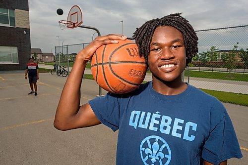 JESSE BOILY  / WINNIPEG FREE PRESS
Dami Farinloye, 18, is a top ranked high school boys basketball player but is uncertain where to go in the future due to the pandemic, poses for a portrait on Thursday. Thursday, June 25, 2020.
Reporter: Taylor Allen