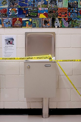 SHANNON VANRAES / WINNIPEG FREE PRESS
Drinking fountains are off limits at Lord Nelson School in Winnipeg on June 25, 2020.