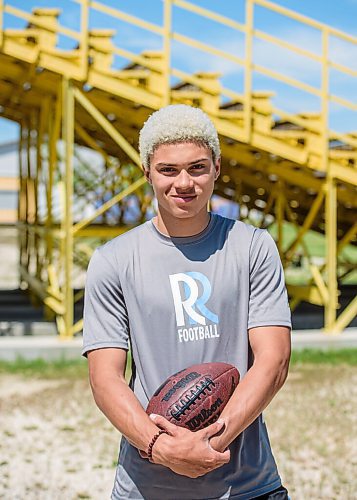 Mike Sudoma / Winnipeg Free Press
Former Oak Park High School football star, Rhyland Kelly at the Charleswood Broncos Club Field Friday afternoon. Rhyland is looking forward to spending his gr 12 year playing for Clearwater Preps football program in Florida.
June 26, 2020