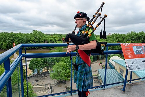 JESSE BOILY  / WINNIPEG FREE PRESS
Emil Flach, 15, played the bag pipes to people at the Forks on Wednesday. The pop up show was put on by The St. Andrew's Society of Winnipeg as part of their Pop-up Piper program. Wednesday, July 1, 2020.
Reporter: