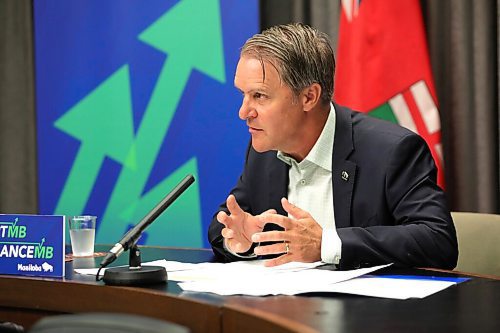 RUTH BONNEVILLE / WINNIPEG FREE PRESS


Local - Leg  Health Presser

Health Minister Cameron Friesen holds press conference at the  Legislative Building on Thursday. 


July 1st,  2020