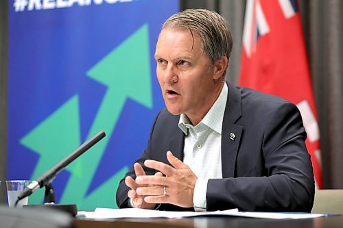 RUTH BONNEVILLE / WINNIPEG FREE PRESS


Local - Leg  Health Presser

Health Minister Cameron Friesen holds press conference at the  Legislative Building on Thursday. 


July 1st,  2020