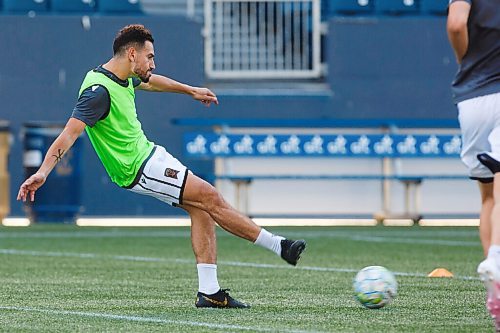 MIKE DEAL / WINNIPEG FREE PRESS
Valour FC left-winger, Masta Kacher (7), during practice at IG Field Thursday morning.
200702 - Thursday, July 02, 2020.