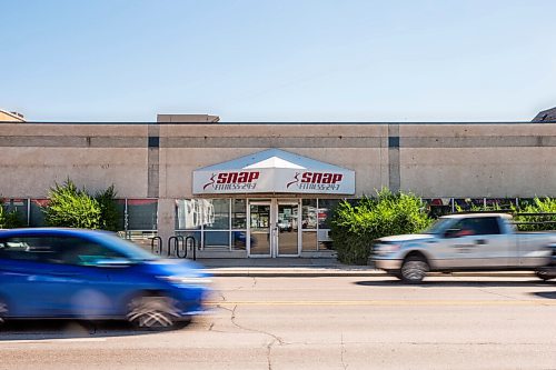 MIKAELA MACKENZIE / WINNIPEG FREE PRESS

The Osborne location of Snap Fitness in Winnipeg on Thursday, July 2, 2020. For Martin Cash story.
Winnipeg Free Press 2020.