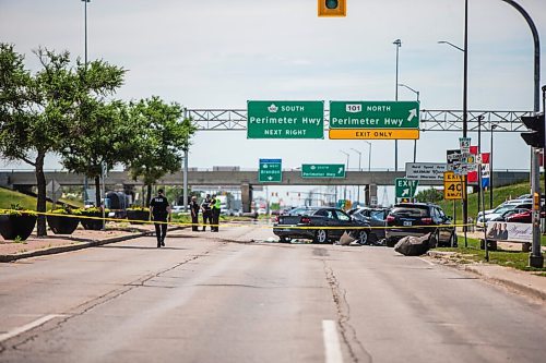 MIKAELA MACKENZIE / WINNIPEG FREE PRESS

Police respond to a multiple vehicle collision on Portage Avenue at Saint Charles Street in Winnipeg on Friday, July 3, 2020. 
Winnipeg Free Press 2020.