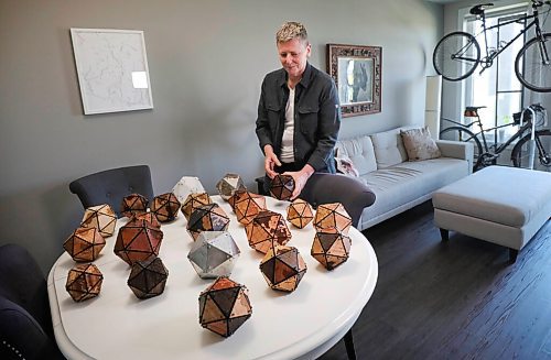 RUTH BONNEVILLE / WINNIPEG FREE PRESS


INTERSECTION - 20-sided Icosahedrons. 

Portraits o  Artist  Ande Brown, with her  20-sided Icosahedron globes in her home/studio. 


What: This is for an Intersection piece on Ande's unique & super eye-catching globes (see at icoglobes.com)

Story about how  Ande, a world traveler, came up with the idea of globes in the shape of 20-sided Icosahedrons. She makes them out of a variety of materials and each one is unique.


This is for the July 11 Intersection page.

Dave Sanderson story. 

July 3rd,  2020