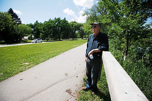 JOHN WOODS / WINNIPEG FREE PRESS
David Riddle, retired archeologist, is photographed on Wellington Crescent in Winnipeg, Tuesday, July 7, 2020, where the city of Winnipeg is planning to stabilize and redevelop the south bank of the Assiniboine River. Riddle believes the history and culture of the people who lived along the river is immense and he is concerned that the appropriate mitigative measures to protect that history will not been implemented.

Reporter: Lawrynuik