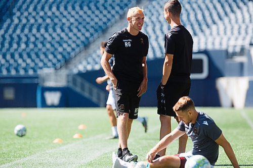 MIKE DEAL / WINNIPEG FREE PRESS
Head coach of Valour FC, Rob Gale, during practice at IG Field Wednesday morning. 
200708 - Wednesday, July 08, 2020.