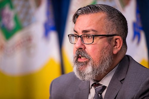 MIKAELA MACKENZIE / WINNIPEG FREE PRESS

Chief corporate services officer Michael Jack provides an update on the impact fee at City Hall in Winnipeg on Thursday, July 9, 2020. For Joyanne story.
Winnipeg Free Press 2020.