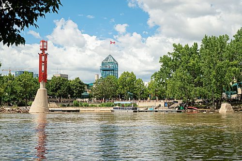 Mike Sudoma / Winnipeg Free Press
A river boat pulls into port along the Assiniboine river at the Forks Friday afternoon
July 10, 2020