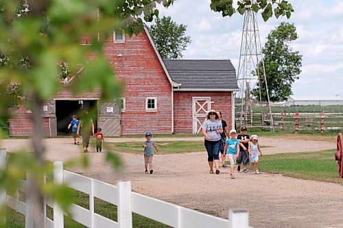 SHANNON VANRAES / WINNIPEG FREE PRESS
Visitors trickle into the Mennonite Heritage Village in Steinbach July 12, 2020.