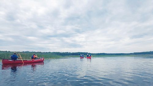 Canstar Community News Canoeing the Pinawa Channel is suitable for novices, as most of the journey downstream on slow moving water.