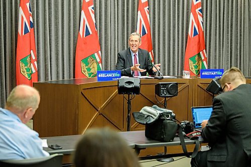 JESSE BOILY  / WINNIPEG FREE PRESS
Premier Brian Pallister spoke with media after his trip to Ontario at the Legislative building on Tuesday. Tuesday, July 14, 2020.
Reporter: