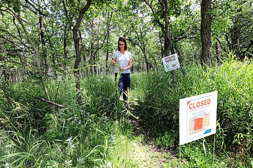 RUTH BONNEVILLE / WINNIPEG FREE PRESS

Local - Coyotes in Assiniboine Forest 
Emergency closure at Assiniboine Forest

 Photo of closure off Chalfont where there is a hiking path.  Education Officer with the City of Wpg puts up sign and caution tape at opening.  

Winnipeg, MB  A large portion of the Assiniboine Forest is temporarily closed due to dangerous coyote activity.

 

The closure affects the area between Corydon Avenue and Grant Avenue, from Chalfont Road to the west border of Tuxedo Golf Club.

 
It comes after numerous reports of coyotes exhibiting predatory, stalking behaviour and will remain in effect indefinitely under orders by Manitoba Conservation.

 
July 14th, 2020