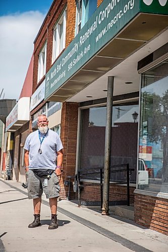 MIKAELA MACKENZIE / WINNIPEG FREE PRESS

Order of Manitoba recipient Mitch Bourbonniere poses for a portrait by the North End Community Renewal Corporation, one of the many places he volunteers, in Winnipeg on Wednesday, July 15, 2020. For Malak Abas story.
Winnipeg Free Press 2020.