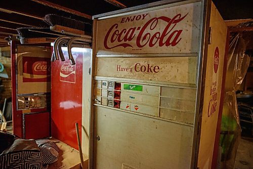 JESSE BOILY  / WINNIPEG FREE PRESS
An old Coca-Cola machine in the basement of the Roxy Lanes bowling alley on Wednesday. The couple has owned the bowling alley for 11 years. The building being over 90 years old has become a museum of days past in the building that once was a theatre. The basement is full of artifacts from the past. Wednesday, July 15, 2020.
Reporter: Dave Sanderson