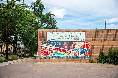 MIKAELA MACKENZIE / WINNIPEG FREE PRESS

The Woven Together mural at Sargent Avenue and Spence Street in Winnipeg on Monday, July 20, 2020. For Brenda Suderman story.
Winnipeg Free Press 2020.