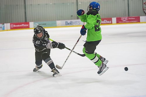 JESSE BOILY  / WINNIPEG FREE PRESS
MJI Blizzard Ryder Wolfe takes a shot in the AAA North American Hockey Classic at the BellMTS Iceplex on Monday. The Shooting Stars defeated the MJI Blizzard 3-1. Monday, July 20, 2020.
Reporter: Taylor