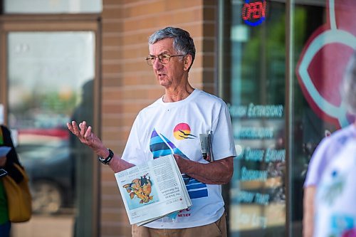 MIKAELA MACKENZIE / WINNIPEG FREE PRESS

Dan waits in line at the Garden City Dynacare location in Winnipeg on Wednesday, July 22, 2020. For Malak Abas story.
Winnipeg Free Press 2020.