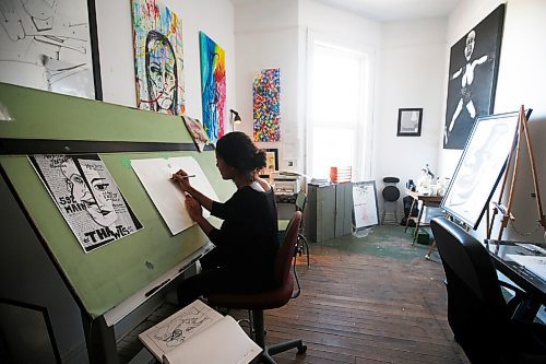 JOHN WOODS / WINNIPEG FREE PRESS
Artist Danielle Friesen is photographed in her studio in downtown Winnipeg Wednesday, July 22, 2020. 

Reporter: King/Five Things