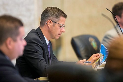 MIKAELA MACKENZIE / WINNIPEG FREE PRESS

Mayor Brian Bowman at the last council meeting before summer break at City Hall in Winnipeg on Thursday, July 23, 2020. For Joyanne story.
Winnipeg Free Press 2020.