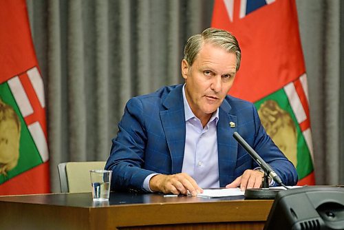 JESSE BOILY  / WINNIPEG FREE PRESS
Seniors and Active Living Minister Cameron Friesen spoke to media on the latest COVID-19 updates at the Legislative building on Thursday. Thursday, July 23, 2020.
Reporter: Danielle
