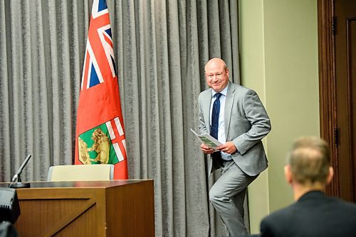 JESSE BOILY  / WINNIPEG FREE PRESS
Dr. Brent Roussin, chief provincial public health officer, spoke to media on the latest COVID-19 updates at the Legislative building on Thursday. Thursday, July 23, 2020.
Reporter: Danielle
