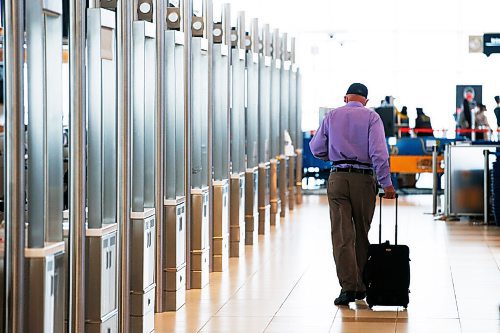 JOHN WOODS / WINNIPEG FREE PRESS
Air travellers at Winnipeg airport Thursday, July 23, 2020. 

Reporter: ?