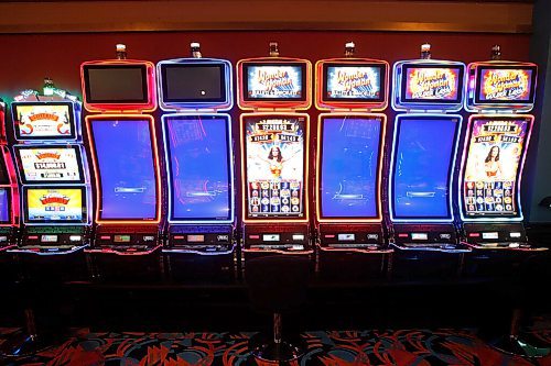 JOHN WOODS / WINNIPEG FREE PRESS
Terminals are closed off to uphold COVID-19 re-opening regulations at South Beach Casino. People came out in large numbers for the COVID-19 re-opening of South Beach Casino in Scanterbury Sunday, July 26, 2020.

Reporter:Abas