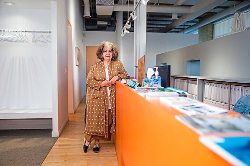 MIKAELA MACKENZIE / WINNIPEG FREE PRESS

Carol Phillips, head of the Winnipeg Arts Council, poses for a portrait in the office in Winnipeg on Monday, July 27, 2020. For Al Small story.
Winnipeg Free Press 2020.