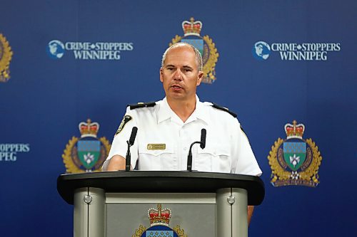 MIKE DEAL / WINNIPEG FREE PRESS

Inspector Shawn Pike of the Major Crimes Division releases information about a months long investigation into organized crime that has resulted in murder, weapons, and drug charges, during a press conference at the Police HQ Monday morning. 
200727 - Monday, July 27, 2020