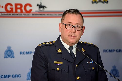 JESSE BOILY  / WINNIPEG FREE PRESS
Chief Supt. Rob Hill, criminal operations officer, speaks to media on recent RCMP success in Manitoba at the RCMP D Division Headquarters on Monday. Monday, July 27, 2020.
Reporter: Gabby