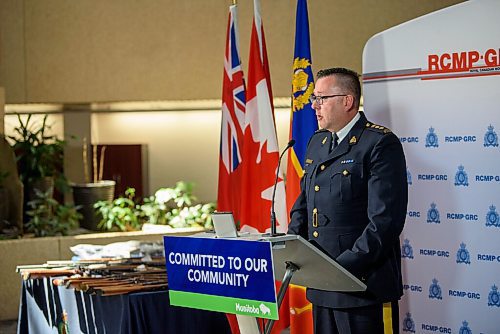 JESSE BOILY  / WINNIPEG FREE PRESS
Chief Supt. Rob Hill, criminal operations officer, speaks to media on recent RCMP success in Manitoba at the RCMP D Division Headquarters on Monday. Monday, July 27, 2020.
Reporter: Gabby