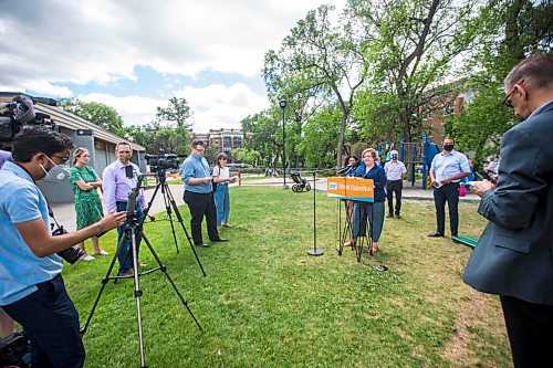 MIKAELA MACKENZIE / WINNIPEG FREE PRESS

MLA Lisa Naylor speaks to media about an alternative plan for Manitoba schools in Winnipeg on Tuesday, July 28, 2020. For Maggie Macintosh story.
Winnipeg Free Press 2020.