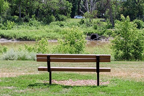 JESSE BOILY  / WINNIPEG FREE PRESS
Sewer outflow into the Assiniboine River by Bourkevale Park on Wednesday. Wednesday, July 29, 2020.
Reporter: Joyanne