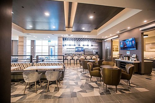 MIKAELA MACKENZIE / WINNIPEG FREE PRESS

The breakfast area at the new Hyatt House Winnipeg-South in Winnipeg on Friday, July 31, 2020. For Ben Waldman story.
Winnipeg Free Press 2020.