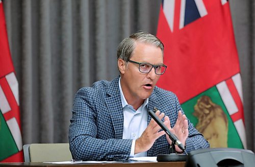 RUTH BONNEVILLE / WINNIPEG FREE PRESS

LOCAL - Covid update

Seniors and Active Living Minister Cameron Friesen along with Lanette Siragusa, chief nursing officer, Shared Health answer questions from the media during COVID update in the press briefing at the Legislative Building Tuesday.  

COVID-19 update

  
Aug 4th, 2020