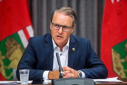 MIKAELA MACKENZIE / WINNIPEG FREE PRESS

Health, seniors and active living minister Cameron Friesen updates the media about the COVID-19 situation in Winnipeg on Thursday, Aug. 6, 2020. For Carol Sanders story.
Winnipeg Free Press 2020.