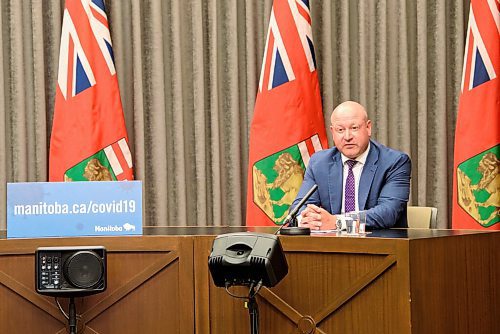 JESSE BOILY  / WINNIPEG FREE PRESS
Dr. Brent Roussin, chief provincial public health officer Health, gives an update on the COVID-19 response in the province at the Legislature building on Monday. Monday, Aug. 10, 2020.
Reporter: Larry