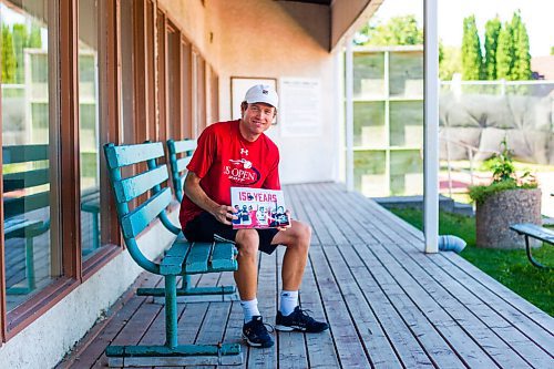 MIKAELA MACKENZIE / WINNIPEG FREE PRESS

Sean Grassie, author of 150 Years of Sport in Manitoba, poses for a portrait at the Deer Lodge Tennis Club in Winnipeg on Monday, Aug. 10, 2020. For Taylor Allen story.
Winnipeg Free Press 2020.