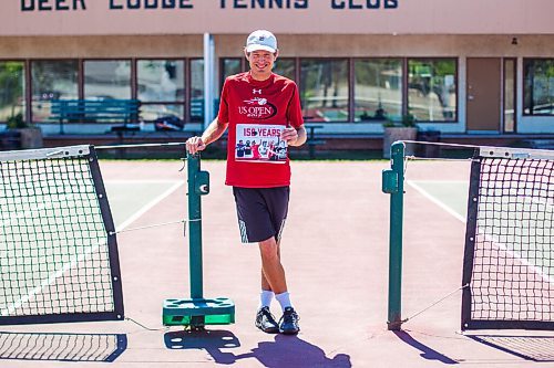 MIKAELA MACKENZIE / WINNIPEG FREE PRESS

Sean Grassie, author of 150 Years of Sport in Manitoba, poses for a portrait at the Deer Lodge Tennis Club in Winnipeg on Monday, Aug. 10, 2020. For Taylor Allen story.
Winnipeg Free Press 2020.