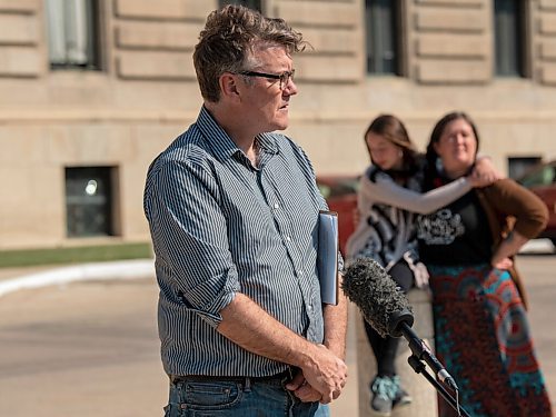 JESSE BOILY  / WINNIPEG FREE PRESS
Dougald Lamont, Manitoba Liberal Leader and MLA for St. Boniface, speaks to media outside of the Legislative building on Tuesday. The Manitoba Liberals want to see more funding to early childhood care. Tuesday, Aug. 11, 2020.
Reporter: